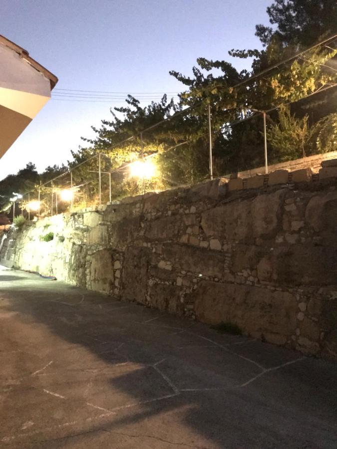 Agia Mavri House Villa *